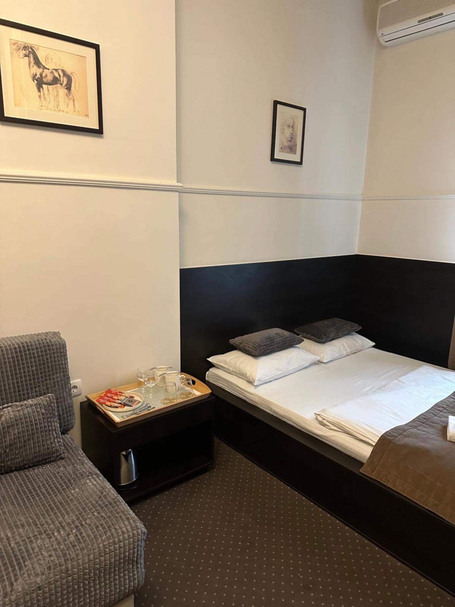Top Central Rooms Beograd Ngoại thất bức ảnh