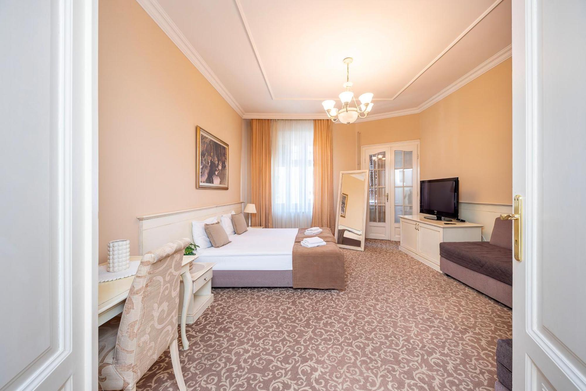 Top Central Rooms Beograd Ngoại thất bức ảnh