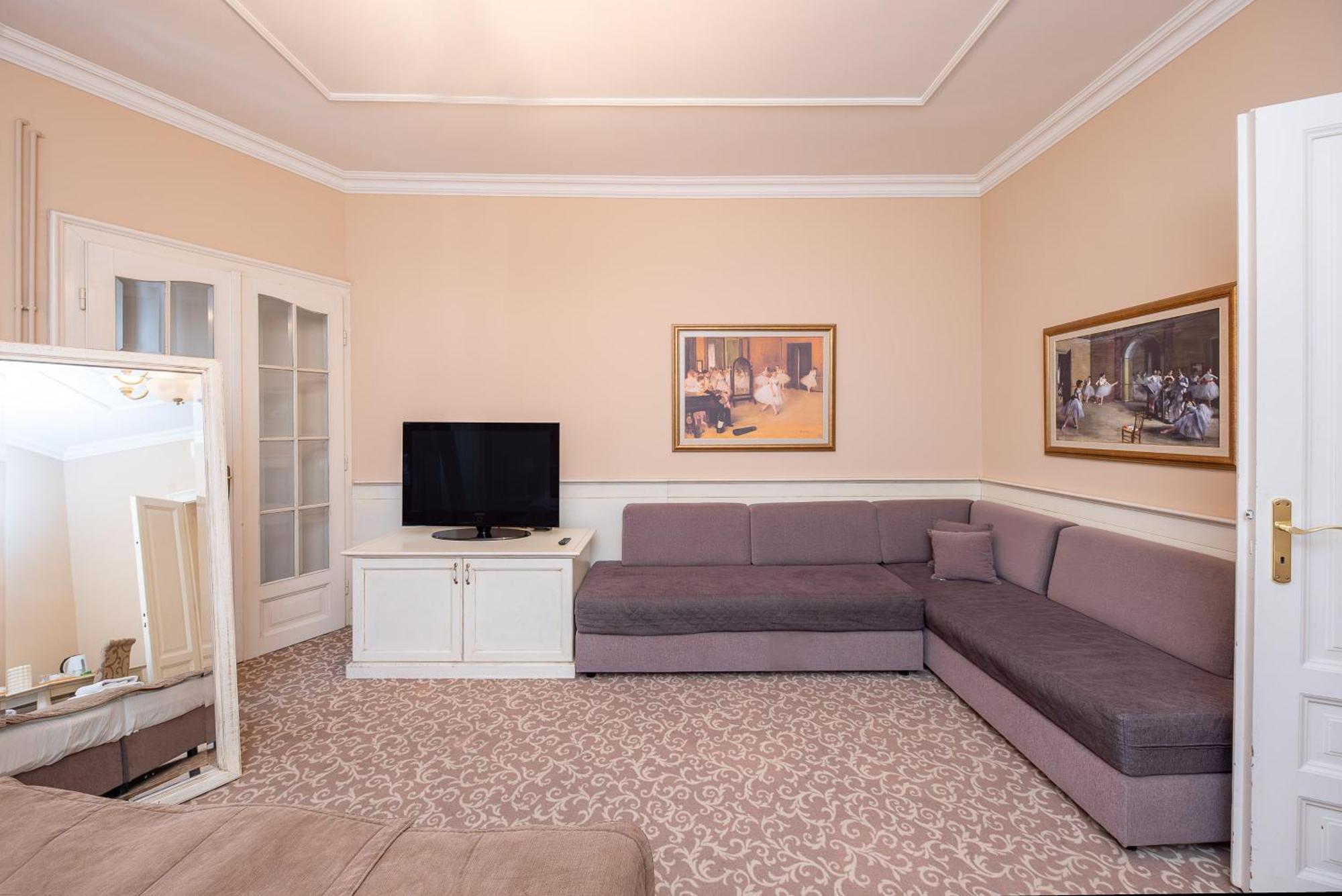 Top Central Rooms Beograd Ngoại thất bức ảnh